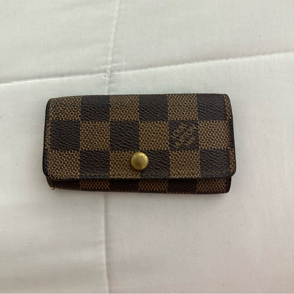 Louis Vuitton Key Case Wallet